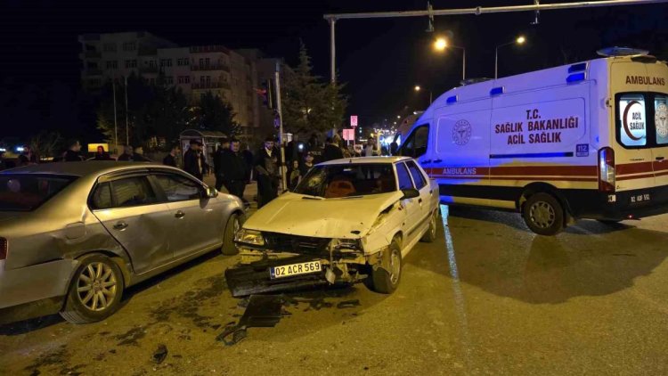 Adıyaman’da trafik kazası: 12 yaralı