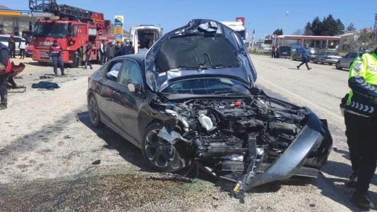 Adıyaman'da feci kaza: 1 ölü, çok sayıda yaralı!