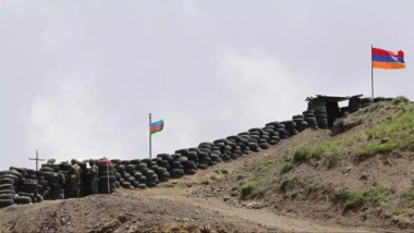 Azerbaycan: Ermenistan sınırda askeri yığınak yapıyor