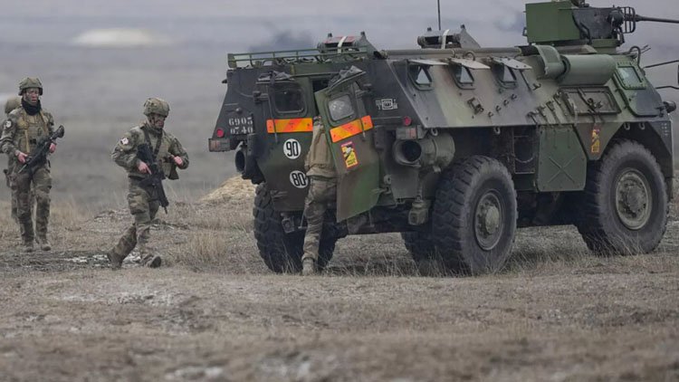 Fransa, Ukrayna’ya yüzlerce zırhlı araç ve hava savunma sistemi sevk edecek