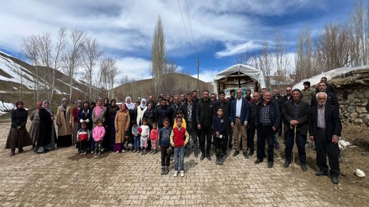 Hakkari'de sandığı boykot ettiler