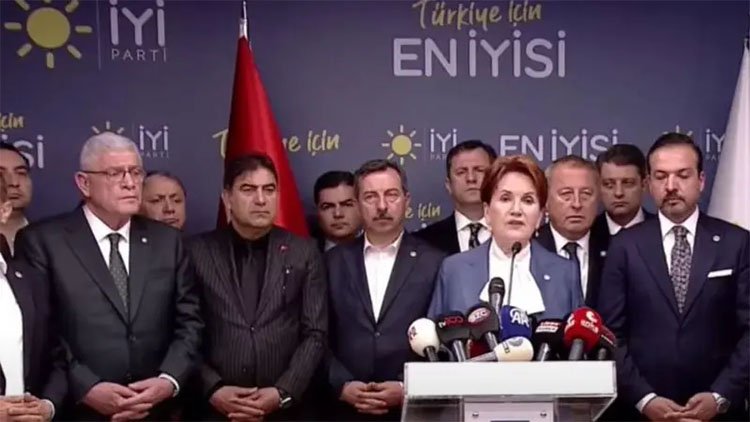 Akşener olağanüstü seçimli kongre kararı aldı, aday olup olmayacağını açıklamadı