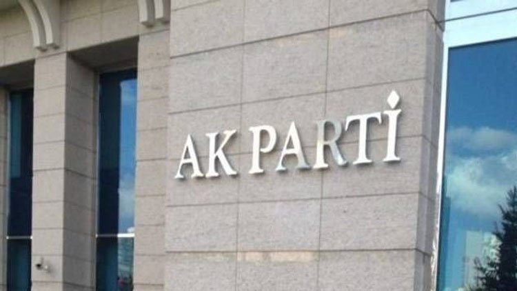 AK Parti'de ‘not edildi, kaydedildi, devlet haddini bildirir’ krizi