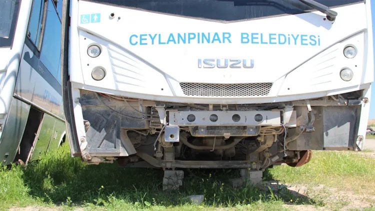 DEM Parti'ye geçen belediyede araçların kasası var motorları yok