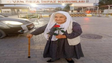 83 yaşındaki Makbule Özer yeniden cezaevine girdi