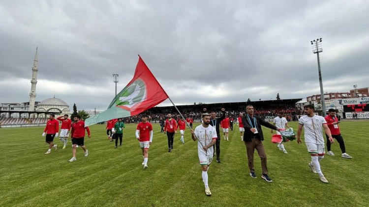 Cemal Enginyurt’tan Amedspor’a tebrik