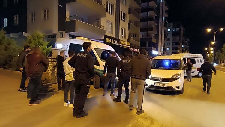 Antep'te aile katliamı: Tartıştığı eşini öldürdü, oğlu ve damadını yaraladı!