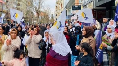 Kürtçe şarkı 'propaganda' sayıldı: Altı kadına dava açıldı