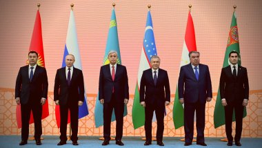 Orta Asya ülkeleri Rusya'dan yavaş yavaş uzaklaşıyor!