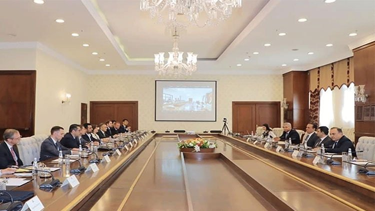Şanda danûstandinan a Hikûmeta Herêma Kurdistanê bi kompanyayê petrol û gazê re civiya