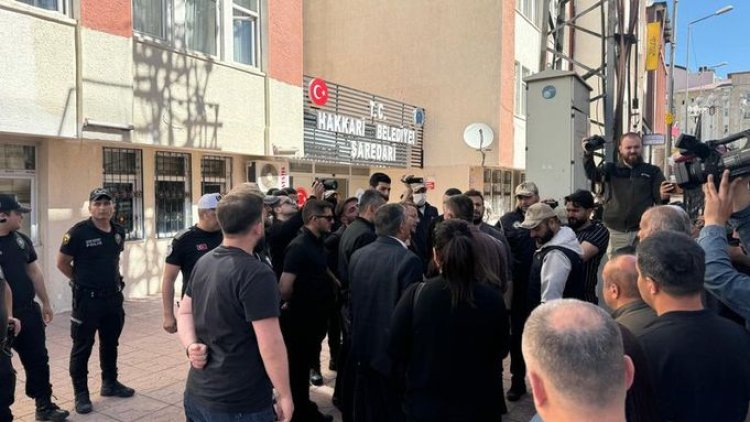 Kayyum atamaları devam edecek mi?