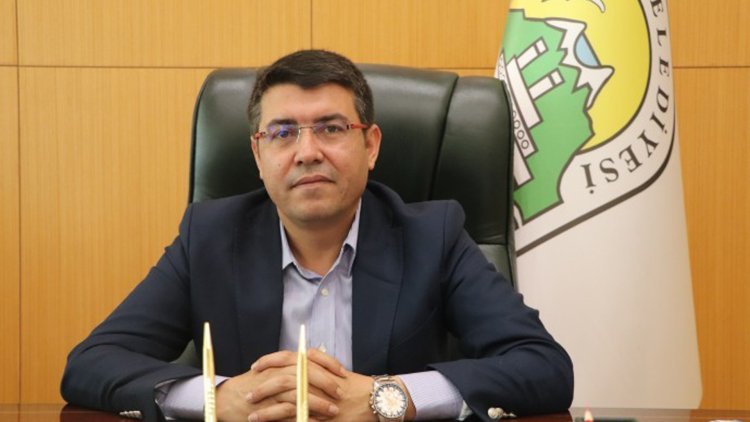 Erdoğan’ın fotoğrafını indiren DEM'li başkandan açıklama!