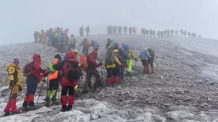 Ağrı Dağı’na tırmanan İranlı dağcı öldü