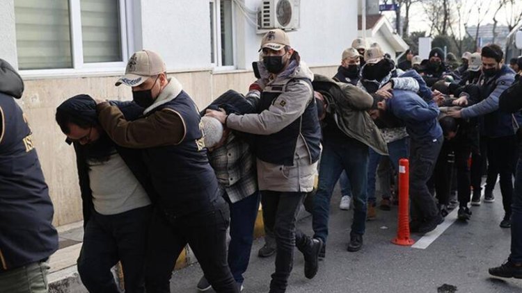 IŞİD'in para trafiği deşifre oldu: Transfer açıklamalarına zekat yazıyorlarmış