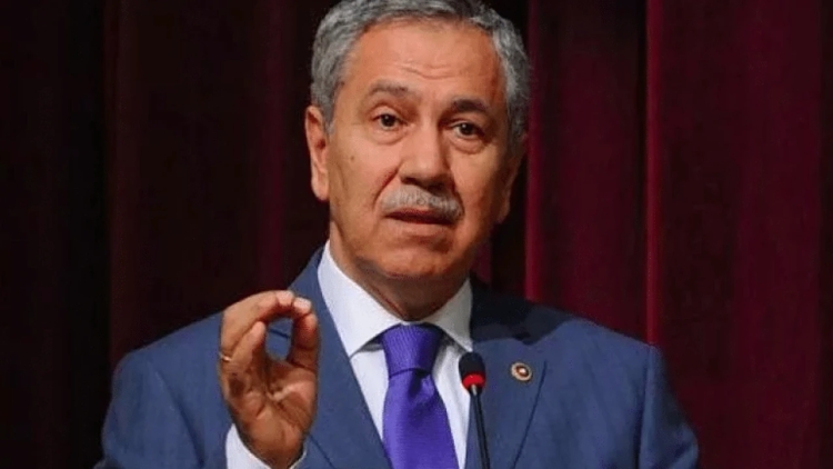Bülent Arınç: AKP, muhafazakâr demokrat kimliğine geri dönebilir