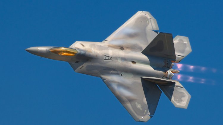 Gerilim tırmanıyor: ABD bölgeye F-22 Raptor uçakları gönderdi