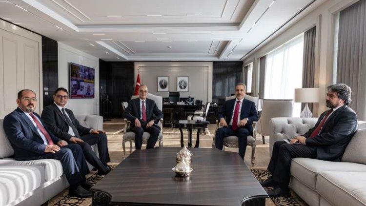 Fidan Ankara'da Suriyeli heyetle görüştü