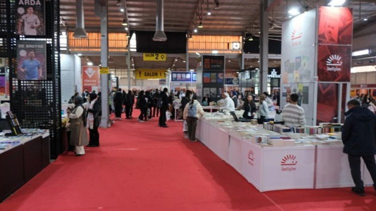 Aziz Yağan: Onur konuğu gerekmeyen Diyarbakır kitap fuarı