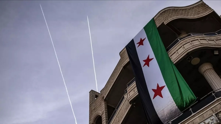 Ji bo reşnivîsa destûra Sûriyeyê komîte hat avakirin, dîsa Kurd nînin