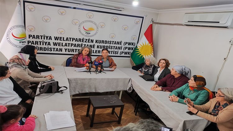 PWK ve  HAK-PAR  Diyarbakır’da 8 Mart Dünya Kadınlar Günü’nü Birlikte Kutladılar