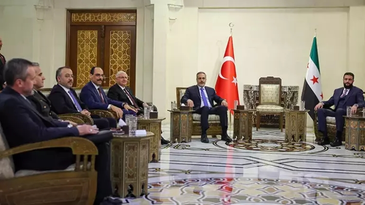Fidan, Güler ve Kalın, Suriye Cumhurbaşkanı Şara ile görüştü