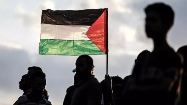 Hamas: Saldırıları durdurmak için arabulucularla görüşmeler sürüyor