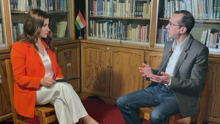 Fransız Senatör: Kuzey-Doğu Suriye'nin özerkliğinin garantörü olmalıyız