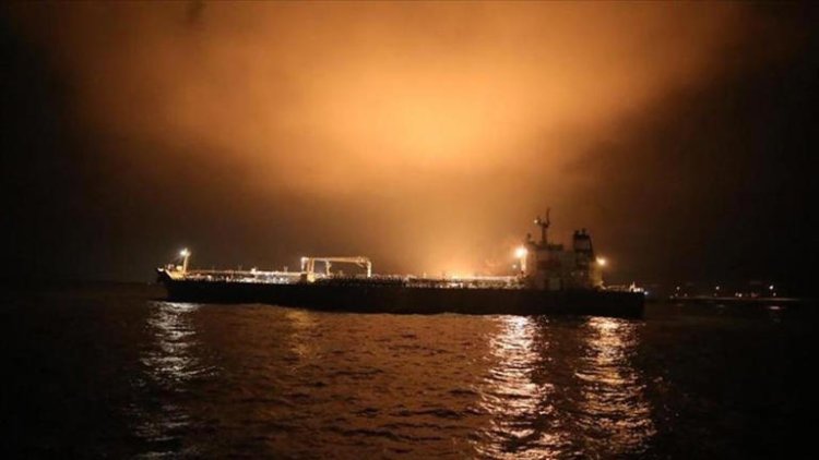 İran Basra Körfezi'nde 2 tankere el koydu