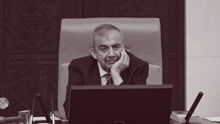 Sırrı Süreyya Önder hayatını kaybetti
