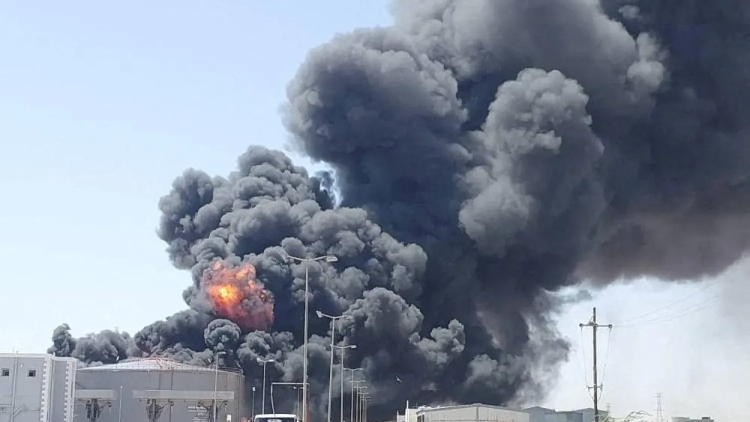 Port Sudan Havalimanı'ndaki yakıt tanklarına drone saldırısı