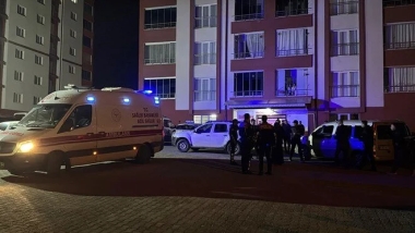 Sivas’ta iki kardeş, evlerinde boğazları kesilerek öldürülmüş halde bulundu