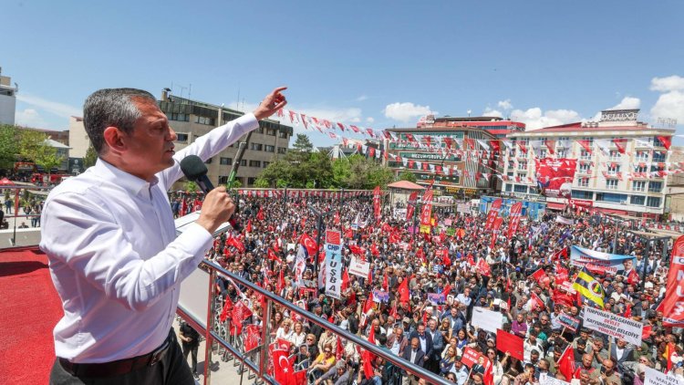 CHP lideri: ''Biz Kürt sorununu inkar edenlerden hiç olmadık''