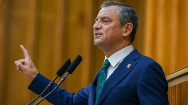 Özgür Özel'den PKK'nin fesih kararına dair ilk açıklama