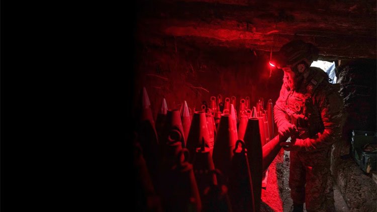 Ukrayna silah almaya çalışırken yüz milyonlarca dolar kaptırmış