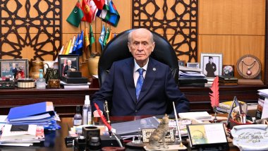 Bahçeli’den süreç mesajı: Üslup kazalarına meydan verilmemeli, şeffaf olunmalı, saklı gündemler dışlanmalı!