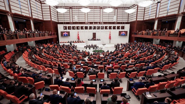 Serokê Parlamentoya Tirkiyeyê tê hilbijartin