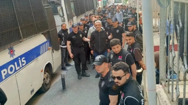 5 belediye başkanı tutuklandı