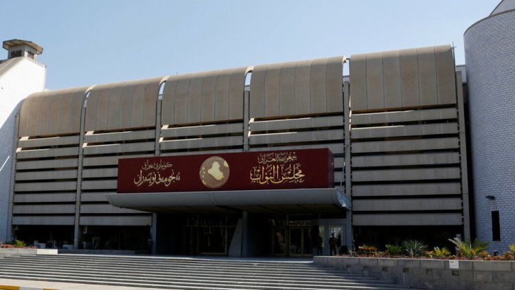Irak Parlamentosu: Kürdistan Bölgesi maaşlarını göndermeme kararı anayasaya aykırı