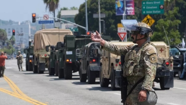 Los Angeles'ta acil durum ilan edildi: 10 saat sokağa çıkma yasağı getirildi