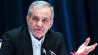 Pezeşkiyan'dan ABD'ye: Zorbalığa boyun eğmeyeceğiz