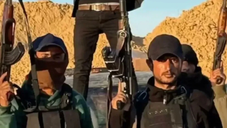 İsrail'den Hamas'a karşı silahlandırdığı milis gruba hava desteği