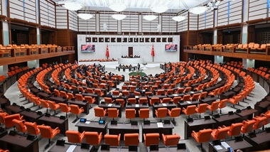 Pervin Buldan, DEM Parti’nin TBMM Başkanvekili oldu