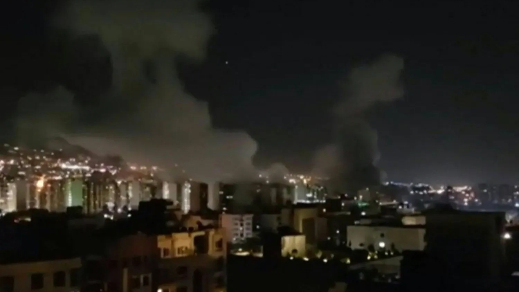 İran: İsrail'in hava saldırıları petrol rafinerilerine ve depolarına 'herhangi bir zarar vermedi'