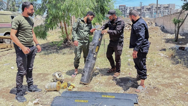 Suriye, savaşan iki rakibe karşı eşit mesafede bulunuyor