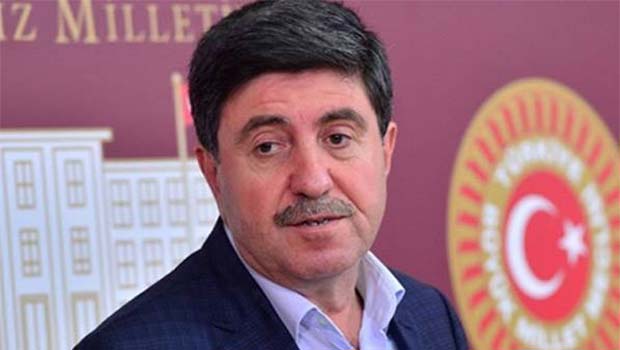 Altan Tan: PKK astengiyan ji bo Kurdan derdixe