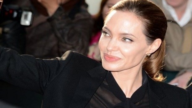  Angelina Jolie li dijî biryara Trump sekinî 