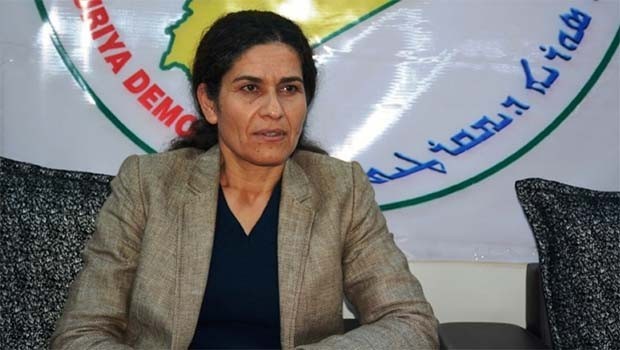Hevseroka ESD: Li Efrînê Artêşa Tirkiyê êrîşî YPGê dike