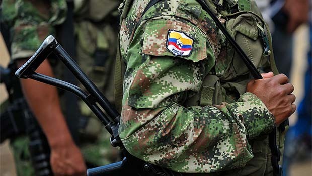 Ji Gerîllayên FARC'ê re kartên bankayê hat belavkirin