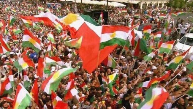 Êdî gel dixwaze hemû partiyên Kurd rexneyê li xwe bikin!