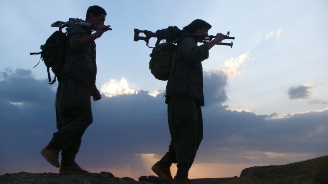 Berpirsekî PDK'ê: Çekdarên PKK'ê li Xaneqînê bi eşkere tên û diçin!